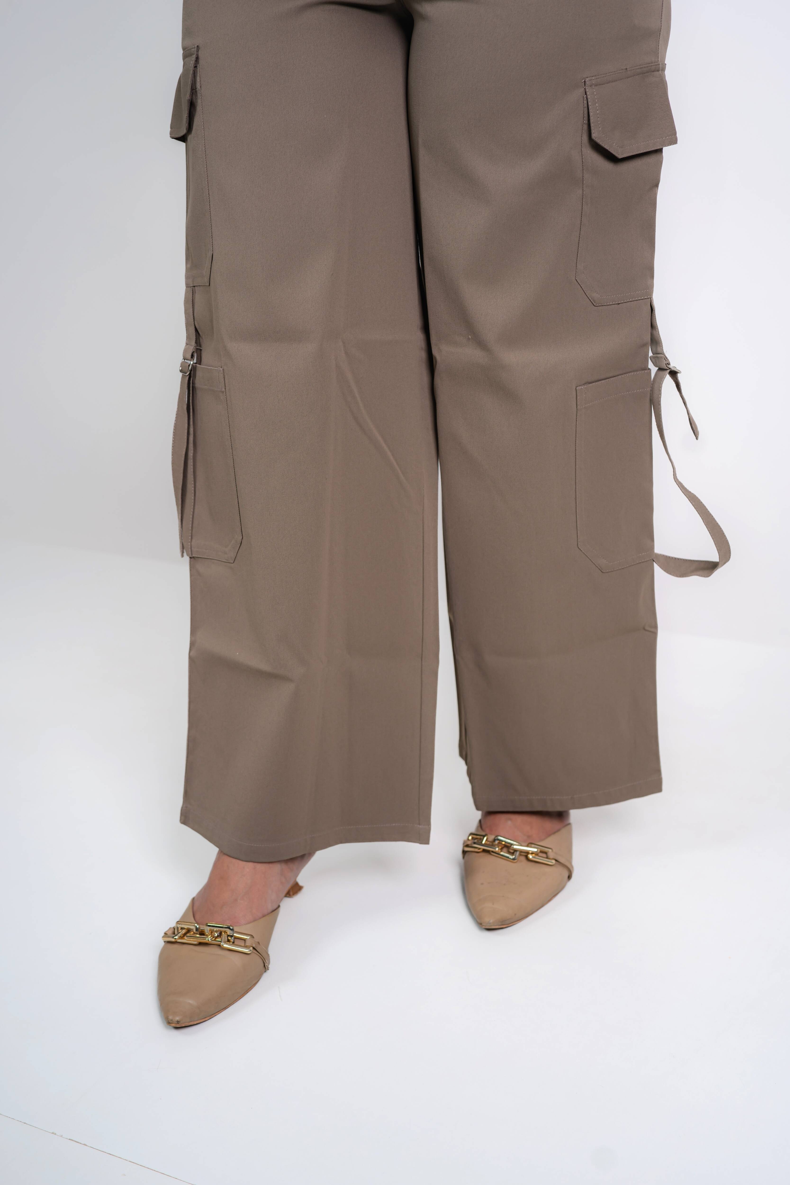 Relaxed Fit Cargo Everyday wide pants Beige (Bridge Shade)