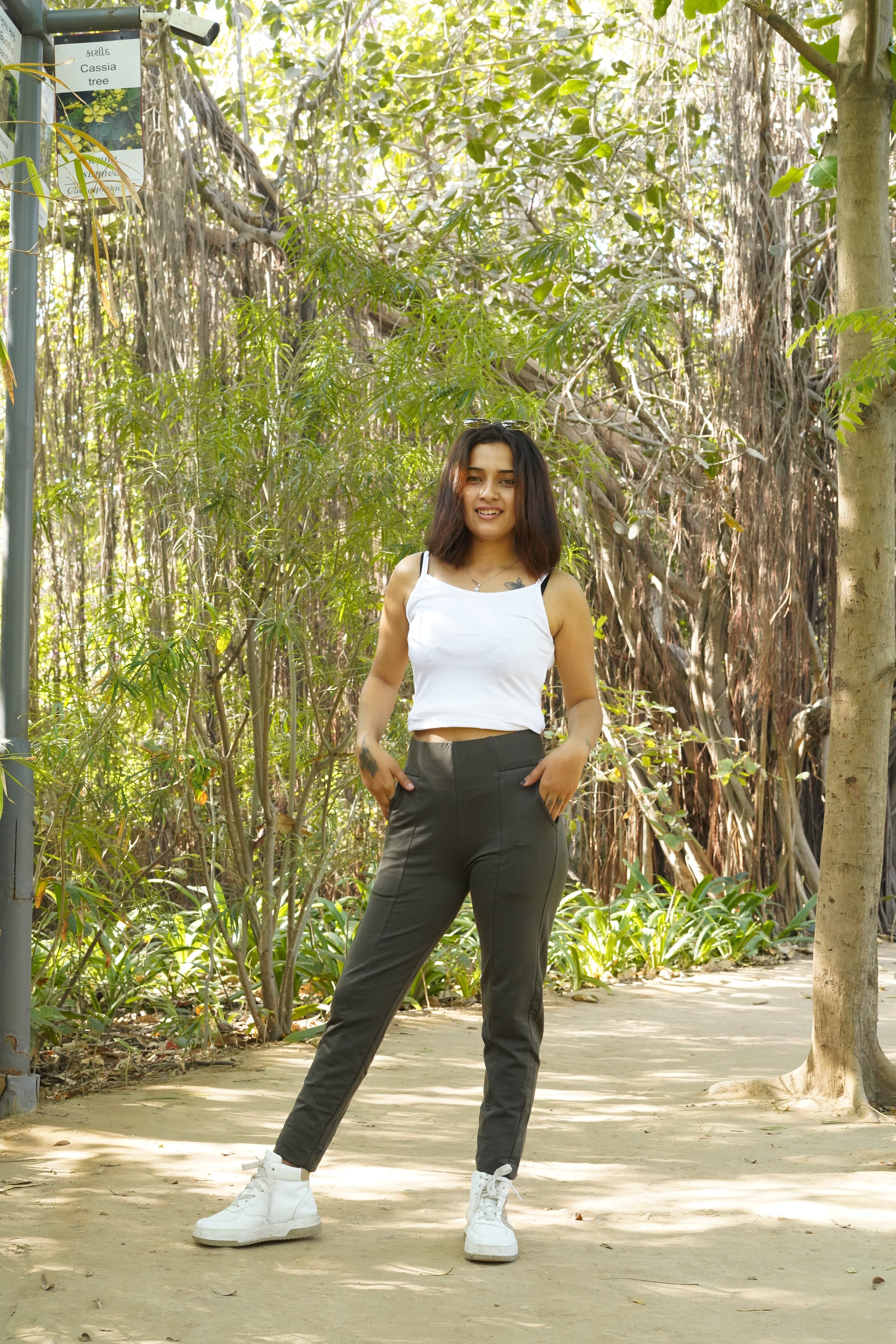 Soft Stretch Flare Pants (Olive Green)