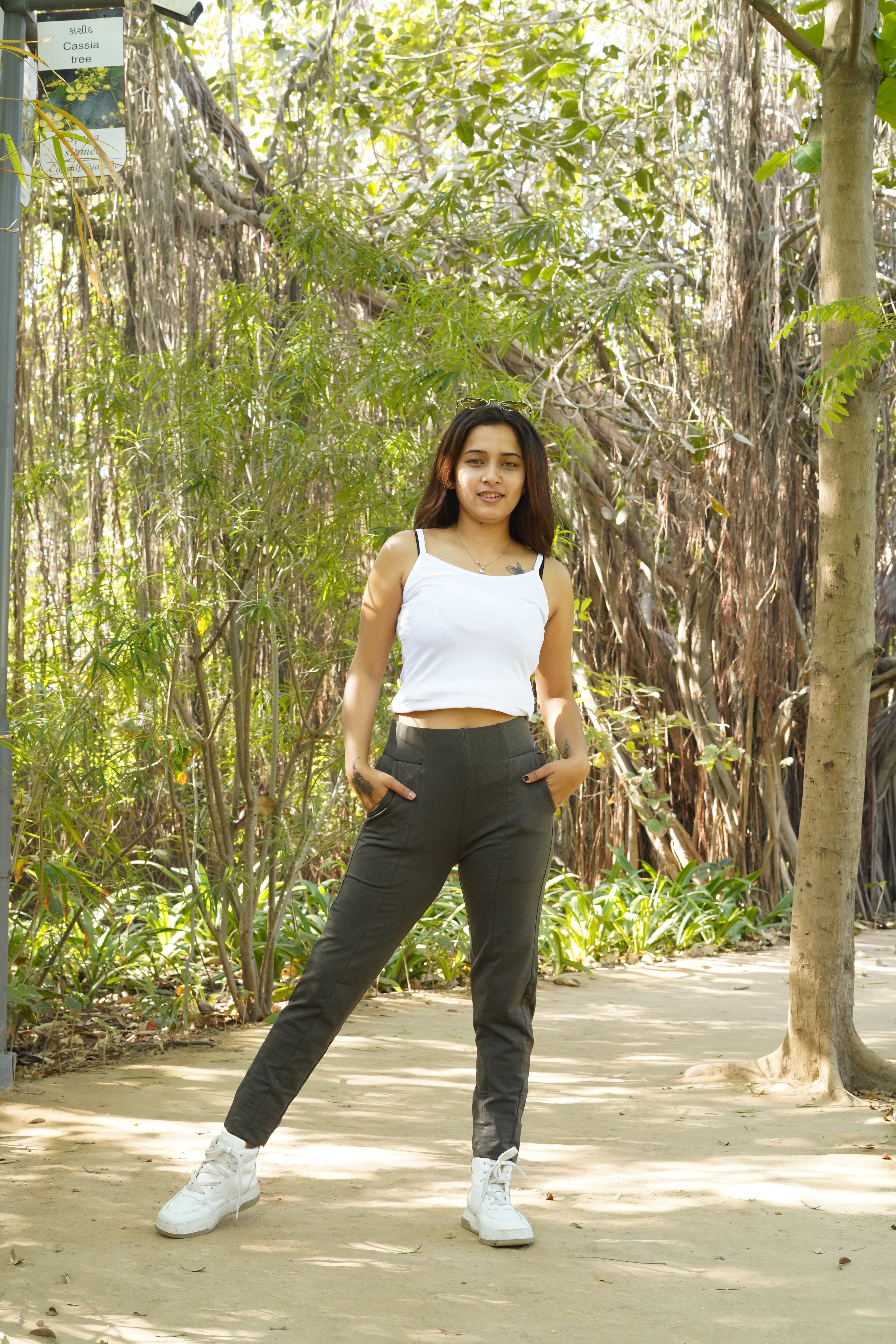 Soft Stretch Flare Pants (Olive Green)