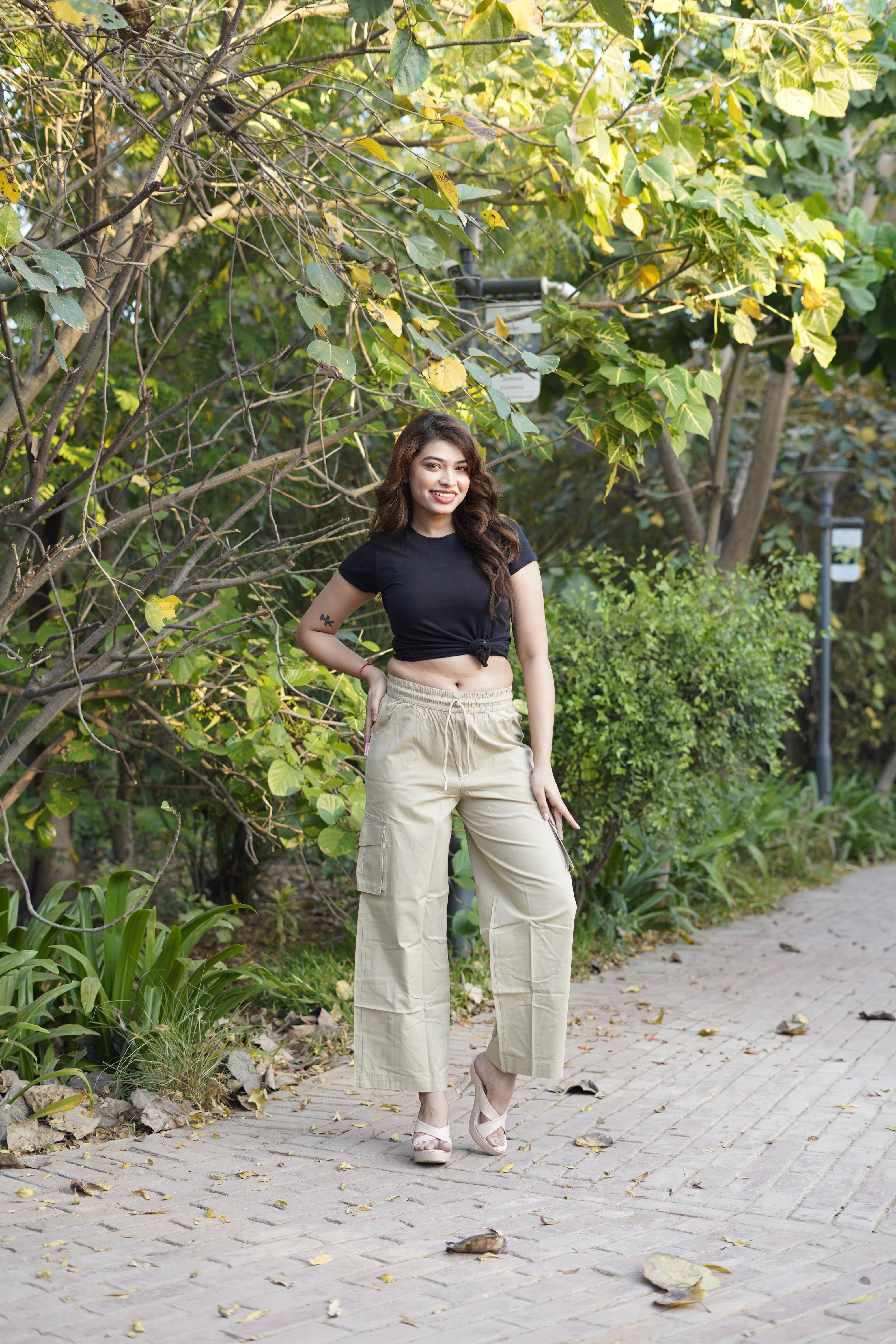 Relaxed Fit Cargo Everyday wide pants Sand Beige